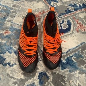 Football boots Puma Future 2.3 Netfit F Ag 104832 02 orange multicolored size 9